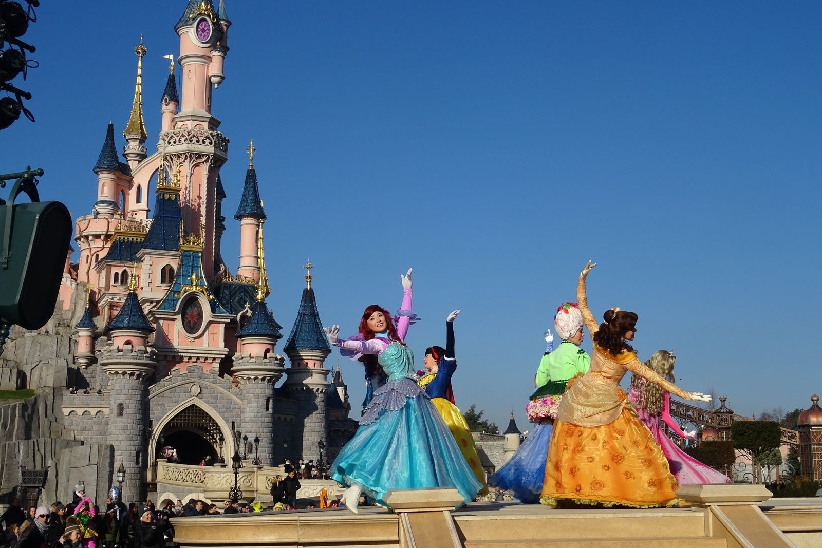 Disneyland Paris : comment un vaste réseau a escroqué la billetterie du parc